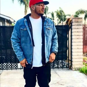 Meet your Posher, Kevin